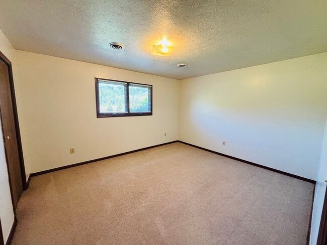 Photo - 4402 Riffe St