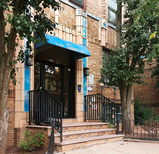 Building Photo - 260 Harrison Ave Unit 302