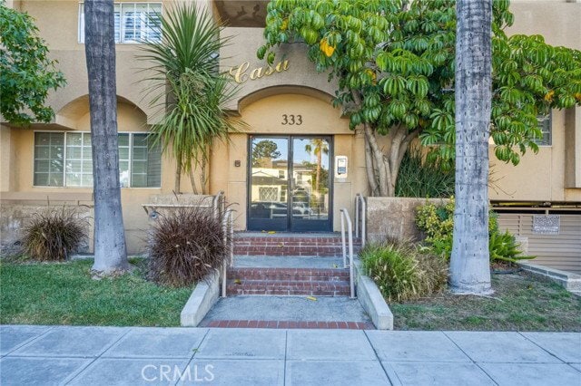 Building Photo - 333 W Alameda Ave