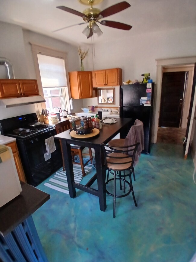 6119 Waterman Blvd Unit 6121 Waterman Blvd