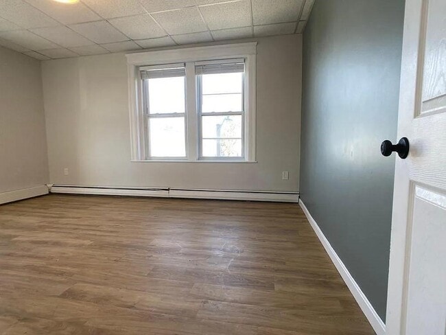 Photo - 29 Irving St