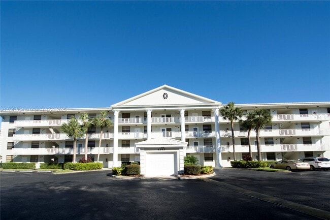 Photo - 1717 Whitehall Dr Condo Unit 201