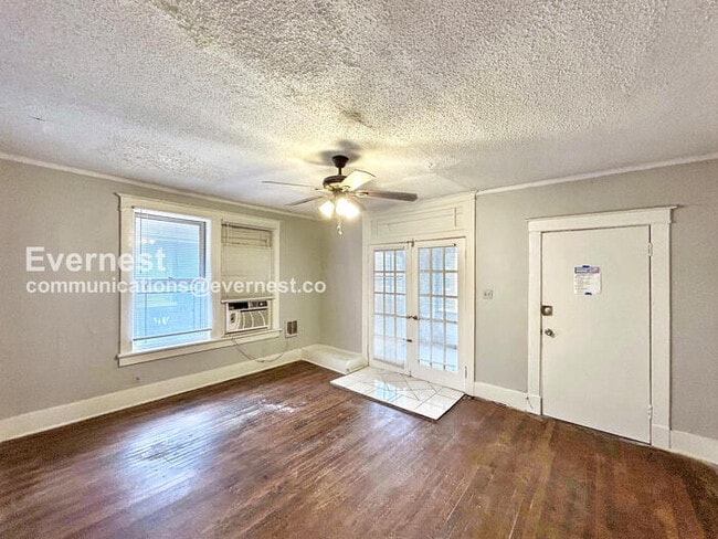 Photo - 180 Clark Pl