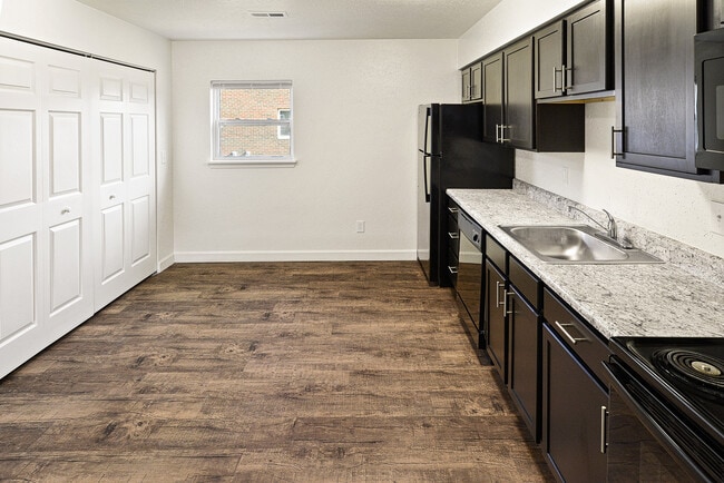 Metro Apartments At Bethalto