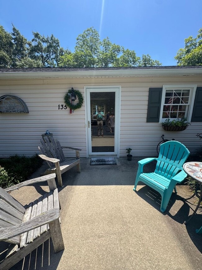 Building Photo - Available Now! - 135 West Winds Drive in Aiken