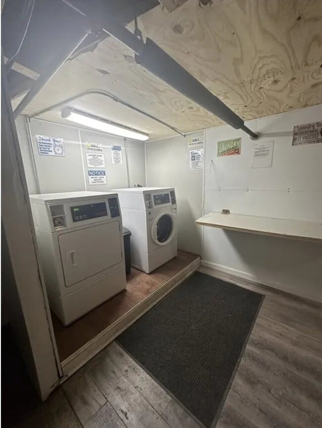 Building Photo - 65 Manchester St Unit 1 Rental