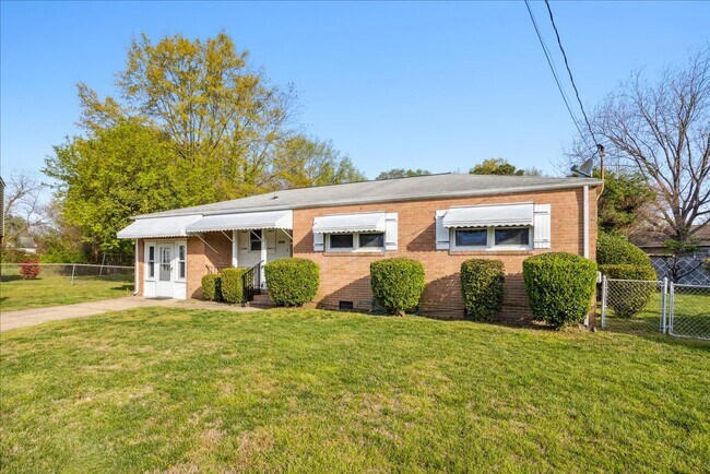 Photo - Granger Court - Hampton