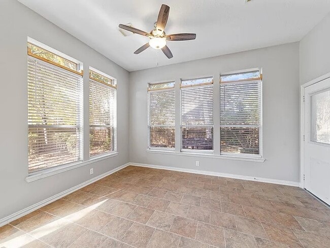 Photo - 106 Cezanne Woods Dr