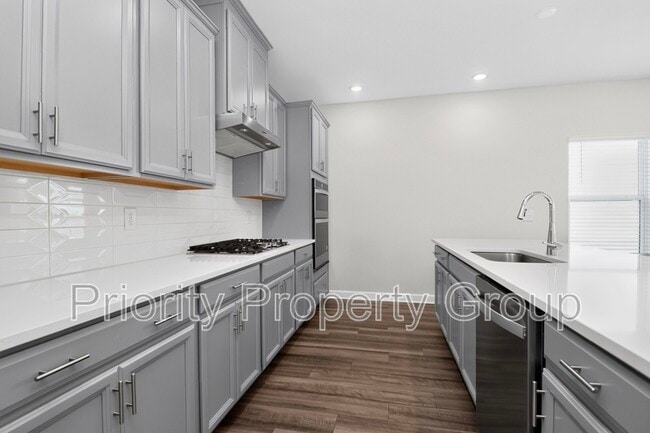 11210 Broadbent Ct