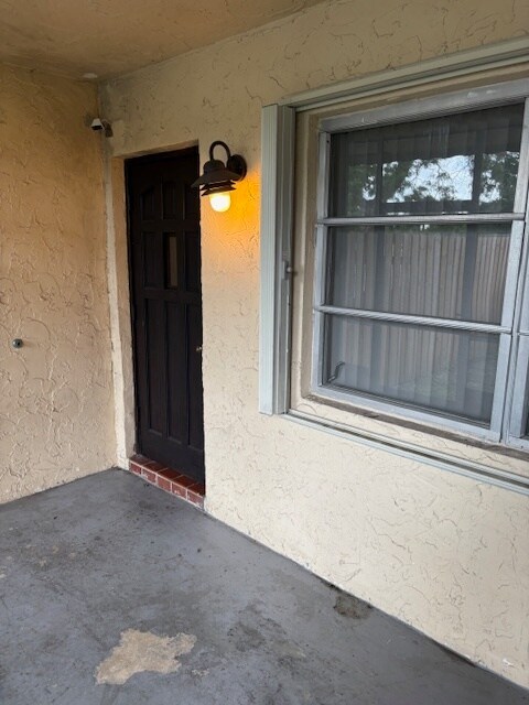 7110 NW 78th Ave Unit 7110