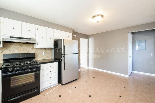 Photo - 13669 E Nevada Ave