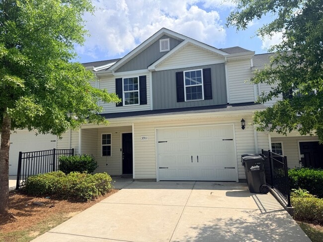 Photo - Lovely 3 bedroom/2.5 bath townhome