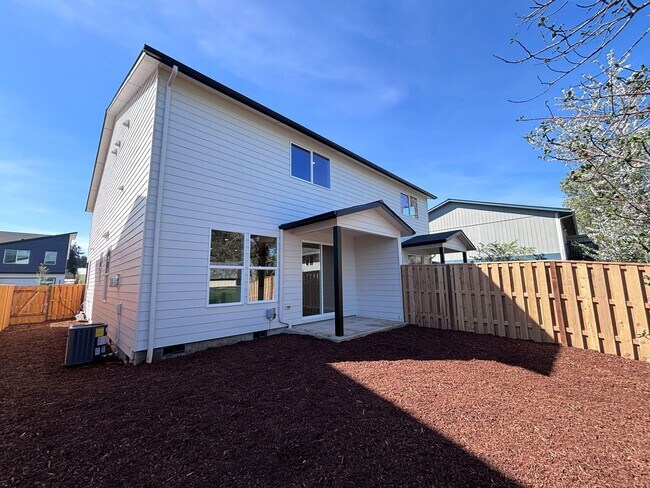 Photo - 3 Bedroom, 2.5 Bathroom New Build Available Now!