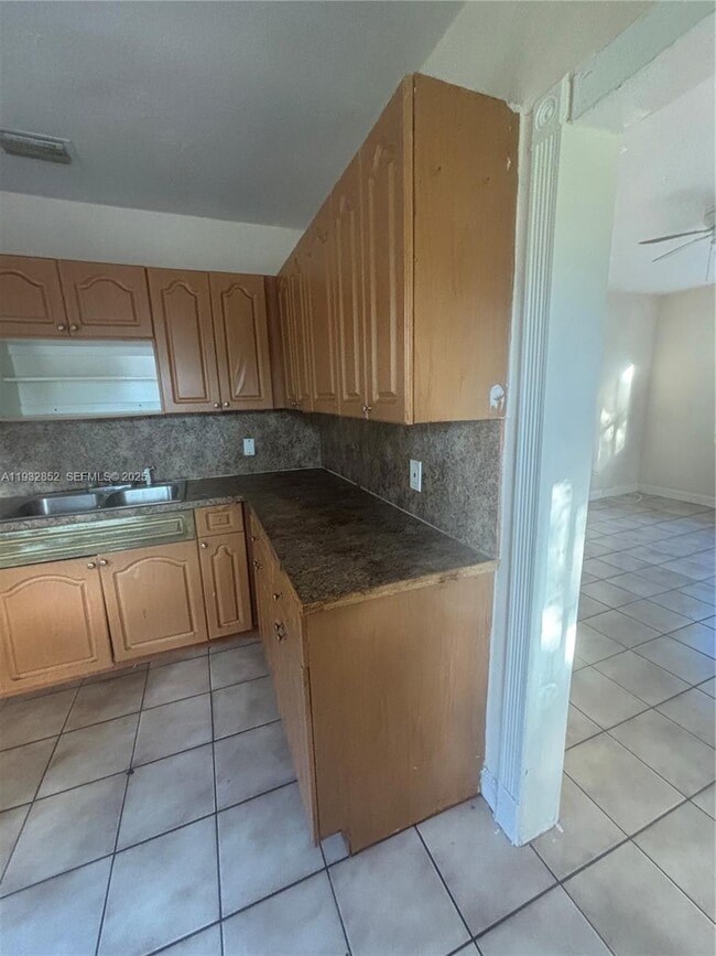 Photo - 1087 NW 51st St Unit 1089