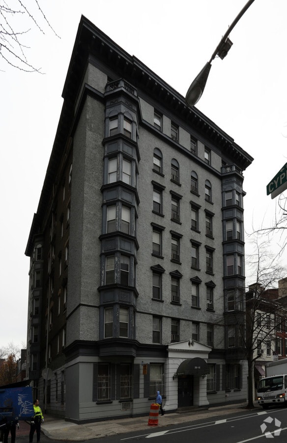 The Morris Apartments - The Morris Apartments