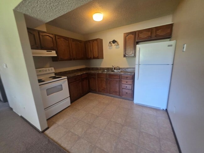 1653 Carriage Hill