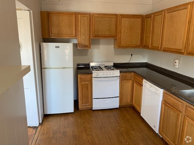 Building Photo - 145 Englewood Ave Unit 5 Rental