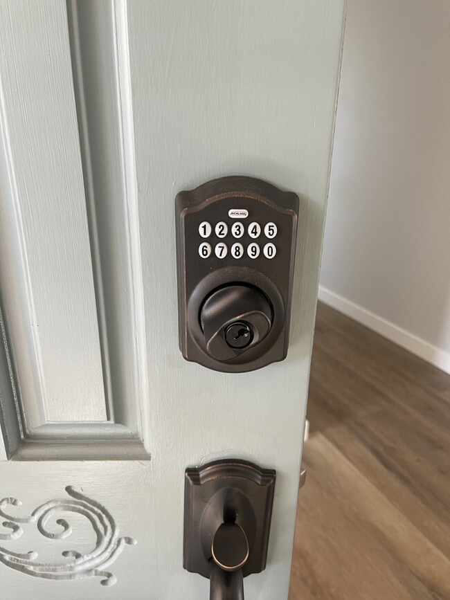 Keyless Entry throughout