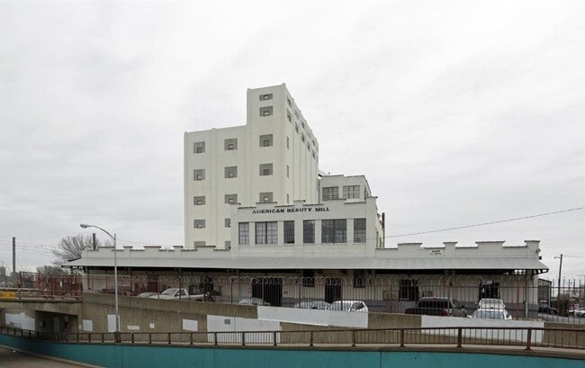 Photo - 2400 S Ervay St Apartment