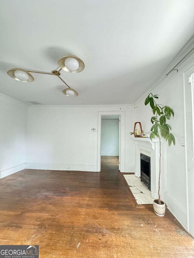 Photo - 52 Delmont Dr NE Apartamento Unidad 4