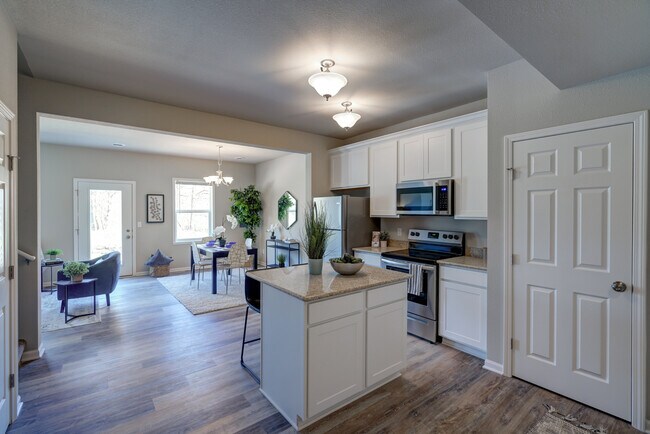 Photo - 619 McKay Way Unit 3