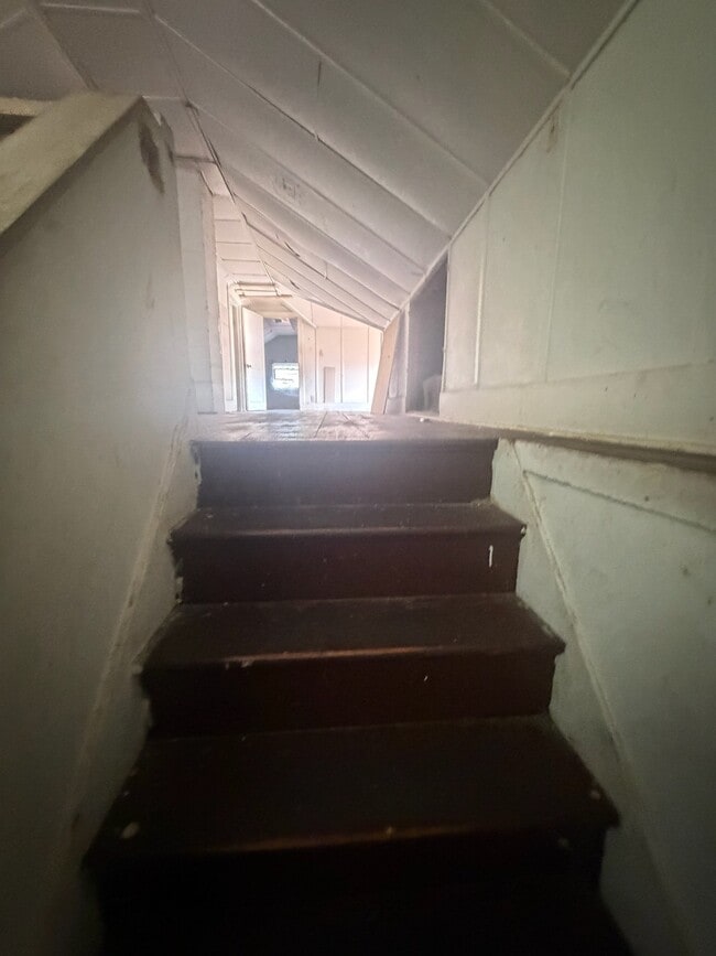 Photo - 107 E Archer Ave