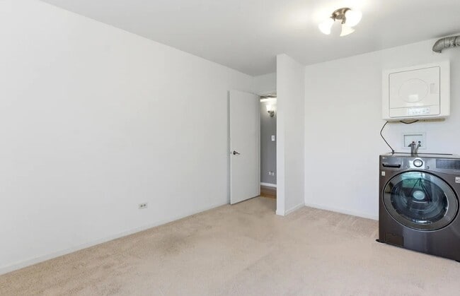 5511 E Lake Dr Unit D