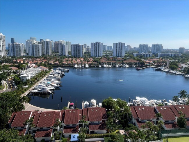 Photo - 3640 Yacht Club Dr Condominio Unidad 1807