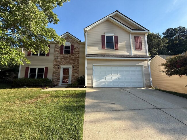 Building Photo - Spacious 4BD, 2.5BA Wake Forest Home with a Fenced Yard Centrally Located Near Shopping, Dining, ...