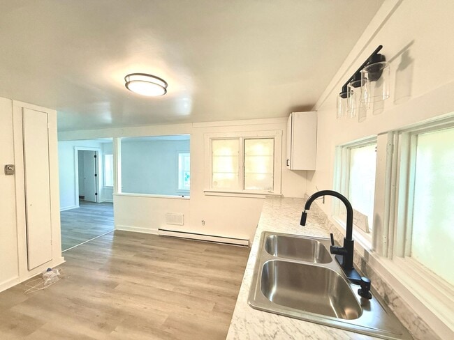 Photo - 24 Conway Pl Unit 1 (Downstairs)
