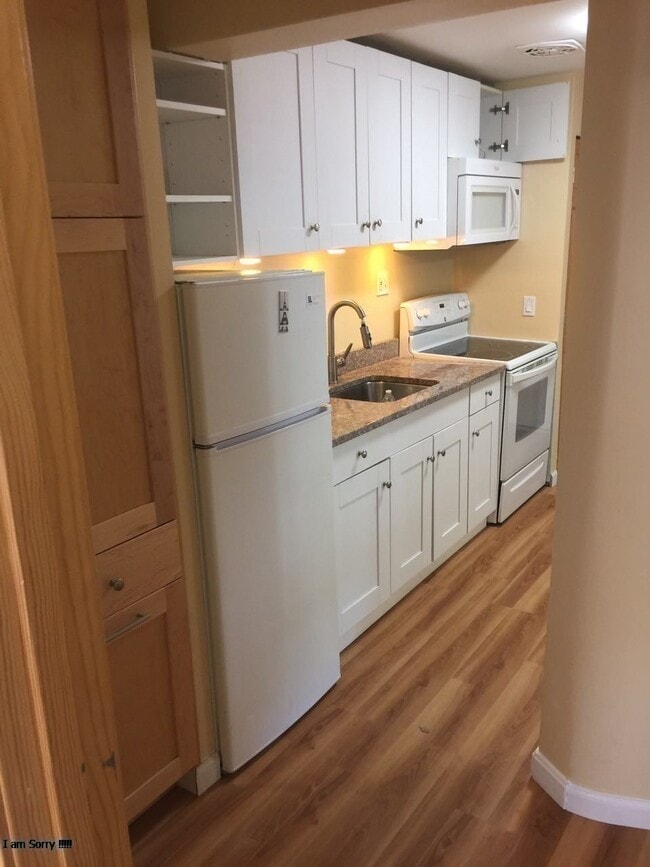 Photo - 12 Colonial Village Dr