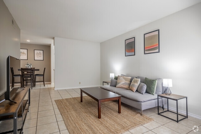 1BR, 1BA - 650SF - Living Room