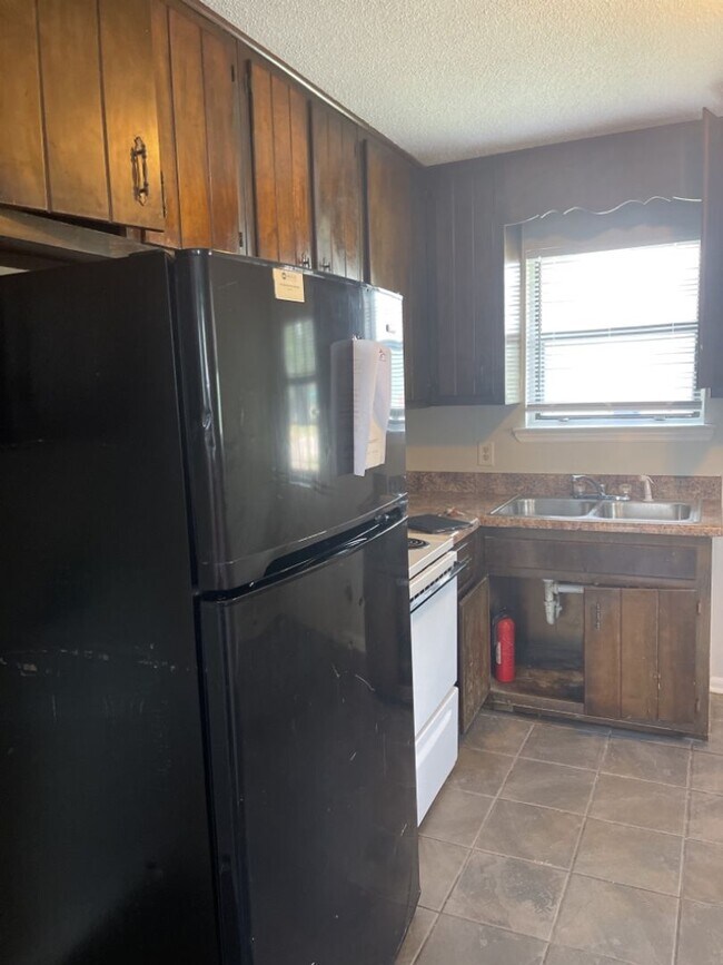 Photo - 1700 Olive St Unit A