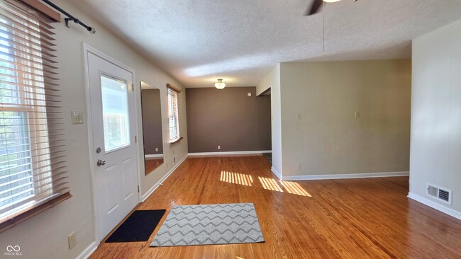 Photo - 4136 E Pleasant Run Parkway North Dr