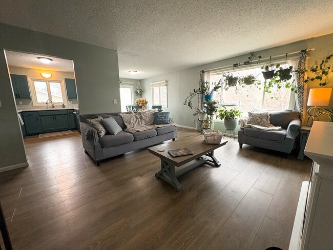 Photo - 2418 Marquette Dr