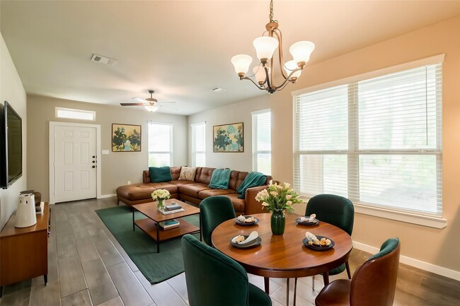 Photo - 121 Wickersham