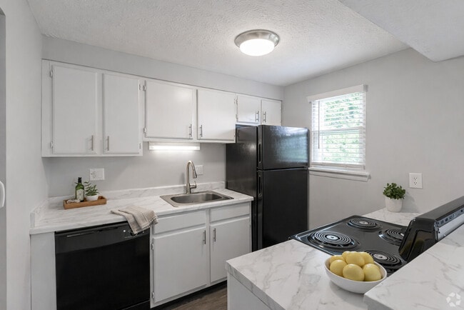 2BR, 1BA - Kitchen