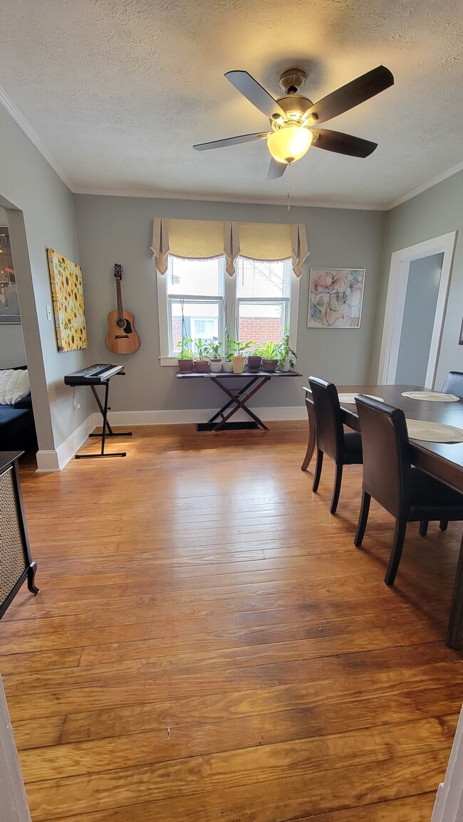 137 Garrett Ave