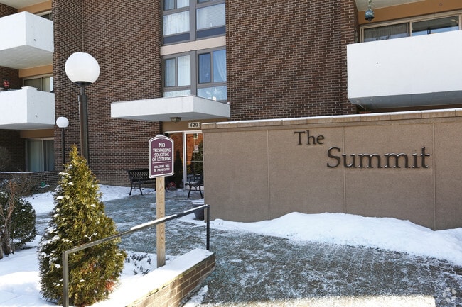 Photo - The Summit