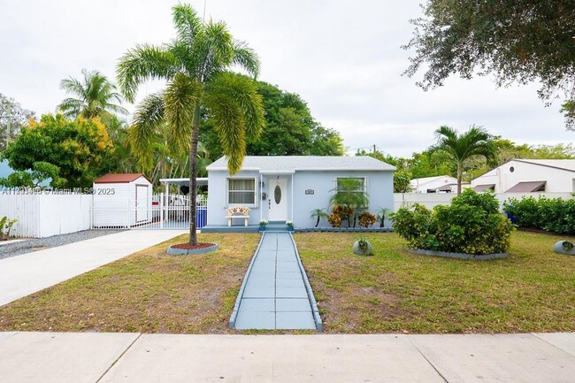 Photo - 307 N 28th Ave House