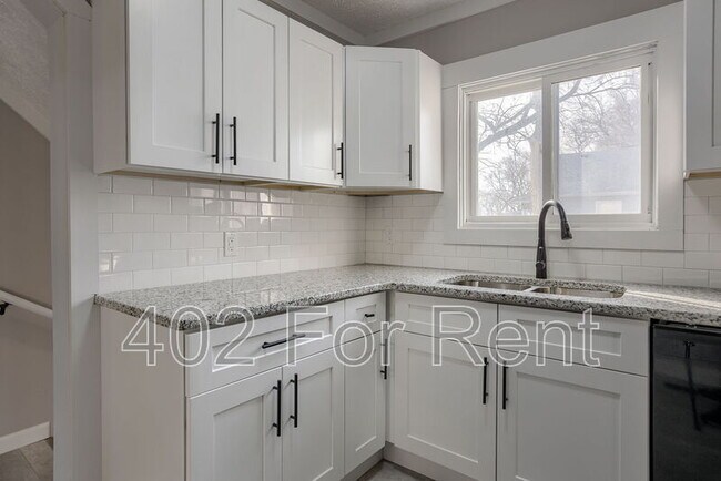 Photo - 4922 N 35th St
