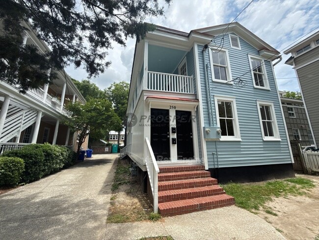 Photo - 250 Rutledge Ave