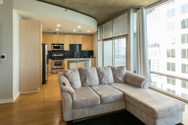 Photo - 943 Peachtree St NE Unit 1805