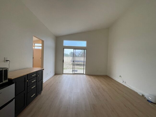 Building Photo - 4466 San Joaquin St