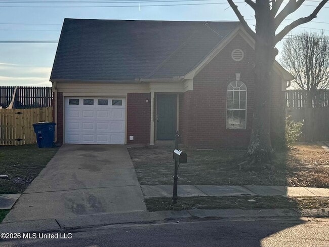 Photo - 8170 Clubview Dr