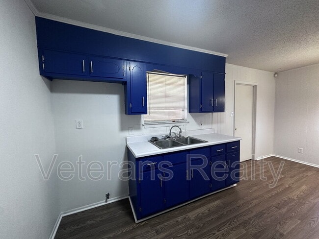Photo - 1313 42nd Ave