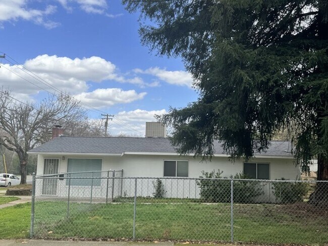 Photo - Conveniently Located Home with Attached Studio!