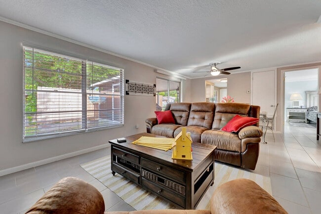 Photo - 905 Gainesway Dr Unit ID1032260P