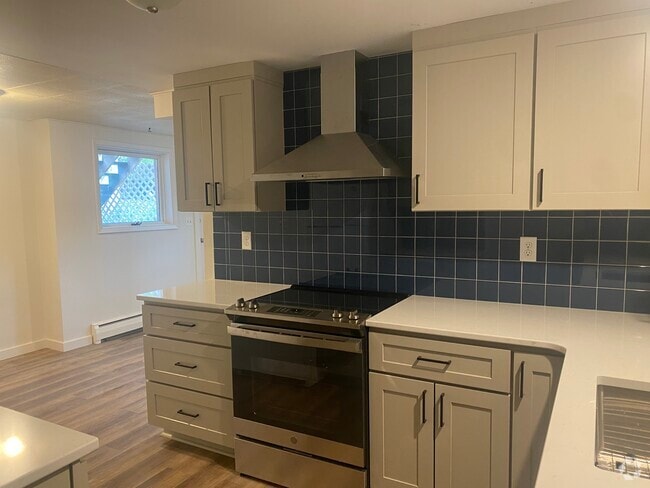 Building Photo - 809 S Black Ave Unit 809 Rental