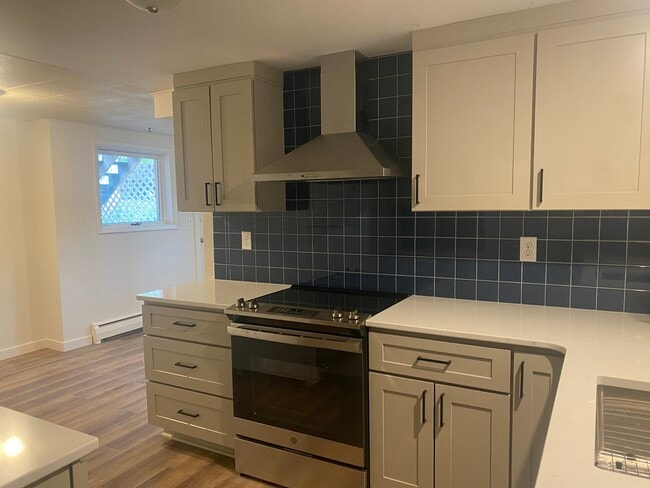 Building Photo - 809 S Black Ave Unit 809 Rental